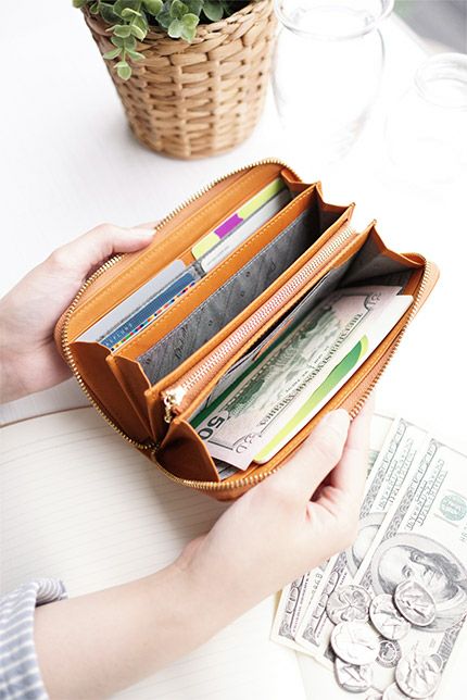 Dakota ダコタ アペーゴ 小銭入れ付き長財布（ラウンドファスナー式） 0035271