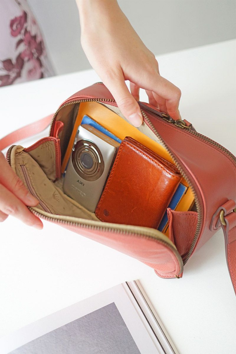 Dakota ダコタ アミューズ お財布ショルダーバッグ 1032464 【穴あけ加工サービス対象】