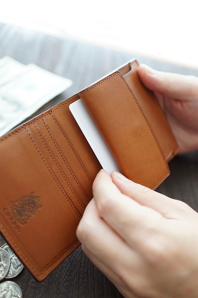 CORBO. コルボ -face Bridle Leather G.E.W.- ブライドルレザー 小銭入れ付き二つ折り財布 1LD-0239