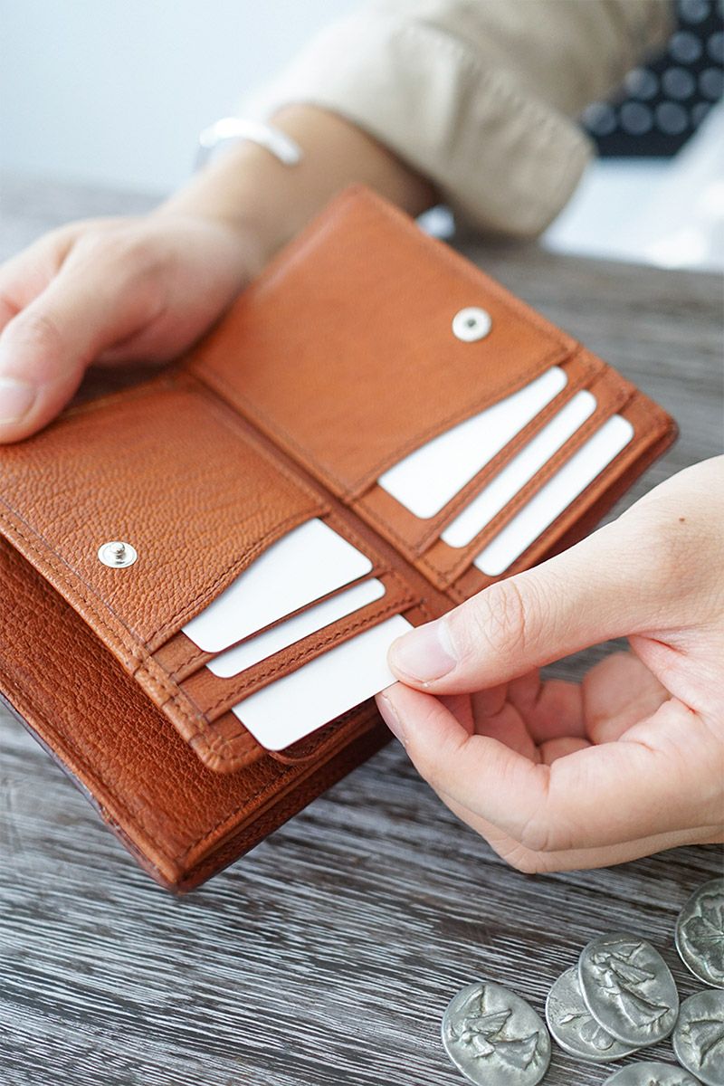 CORBO. コルボ -GOAT- ゴート シリーズ 小銭入れ付き二つ折り財布（縦型） 1LJ-1302