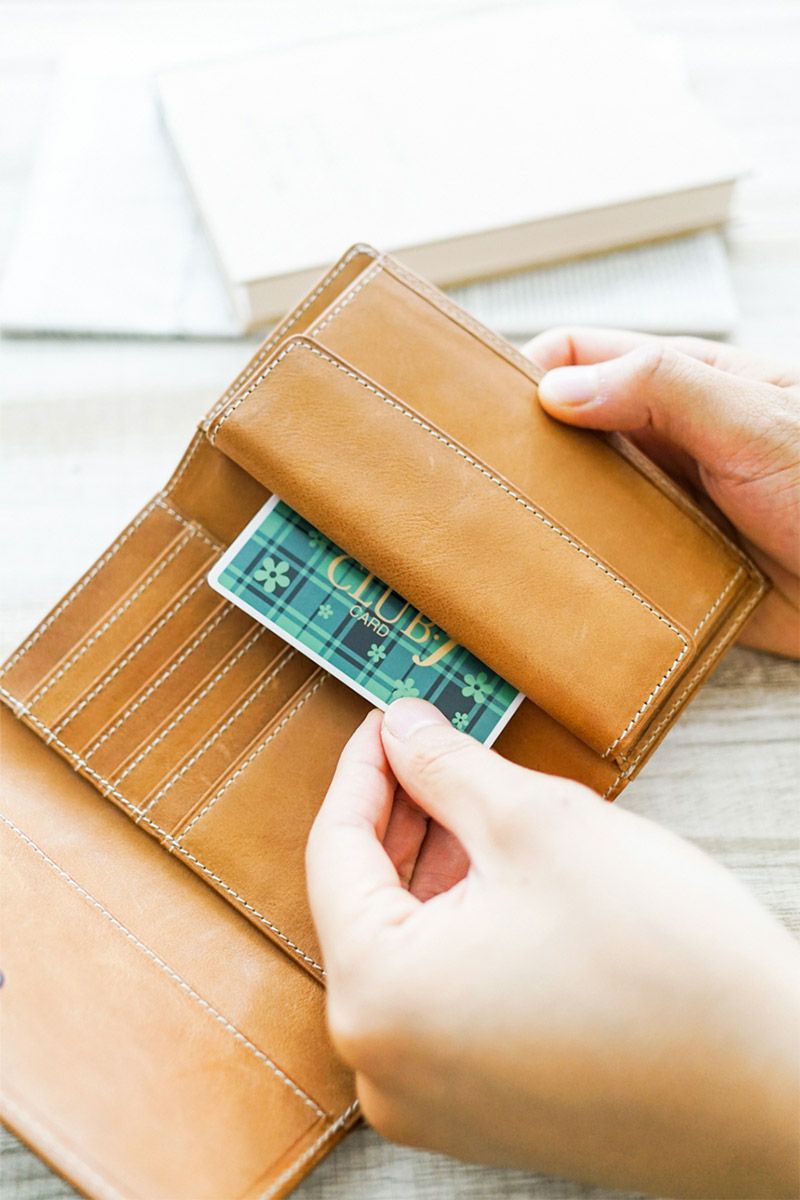 CORBO. コルボ -Curious- キュリオス シリーズ 小銭入れ付き三つ折り財布 8LO-1110、WB-1110