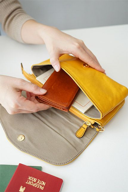 ALBERO アルベロ PIERROT ピエロ 2WAYお財布ポシェット 3915