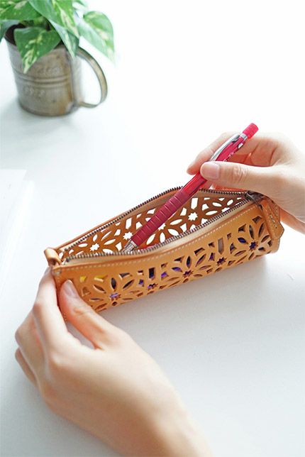 genten ゲンテン cut work カットワーク ペンケース 40603(31624)