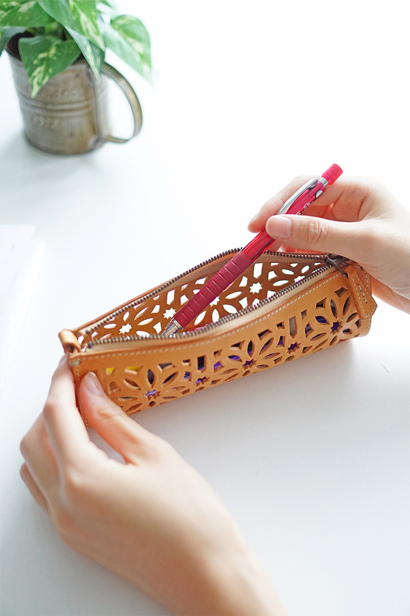 genten ゲンテン cut work カットワーク ペンケース 44242（40603