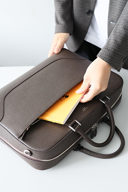 PELLE MORBIDA ペッレモルビダ Capitano キャピターノ B4ブリーフケース 1室タイプ（ショルダーベルト付属） PMO-CA013A
