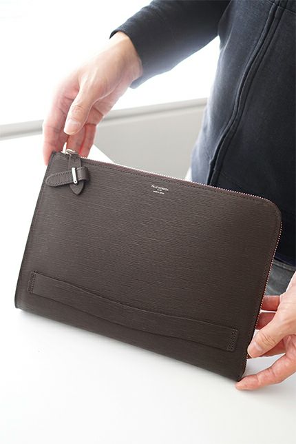 PELLE MORBIDA ペッレモルビダ Capitano キャピターノ エンボスレザー クラッチバッグ（M） PMO-CA205