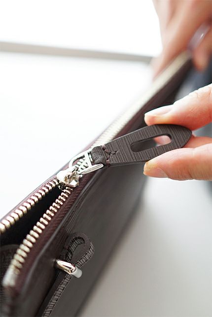 PELLE MORBIDA ペッレモルビダ Capitano キャピターノ エンボスレザー クラッチバッグ（M） PMO-CA205