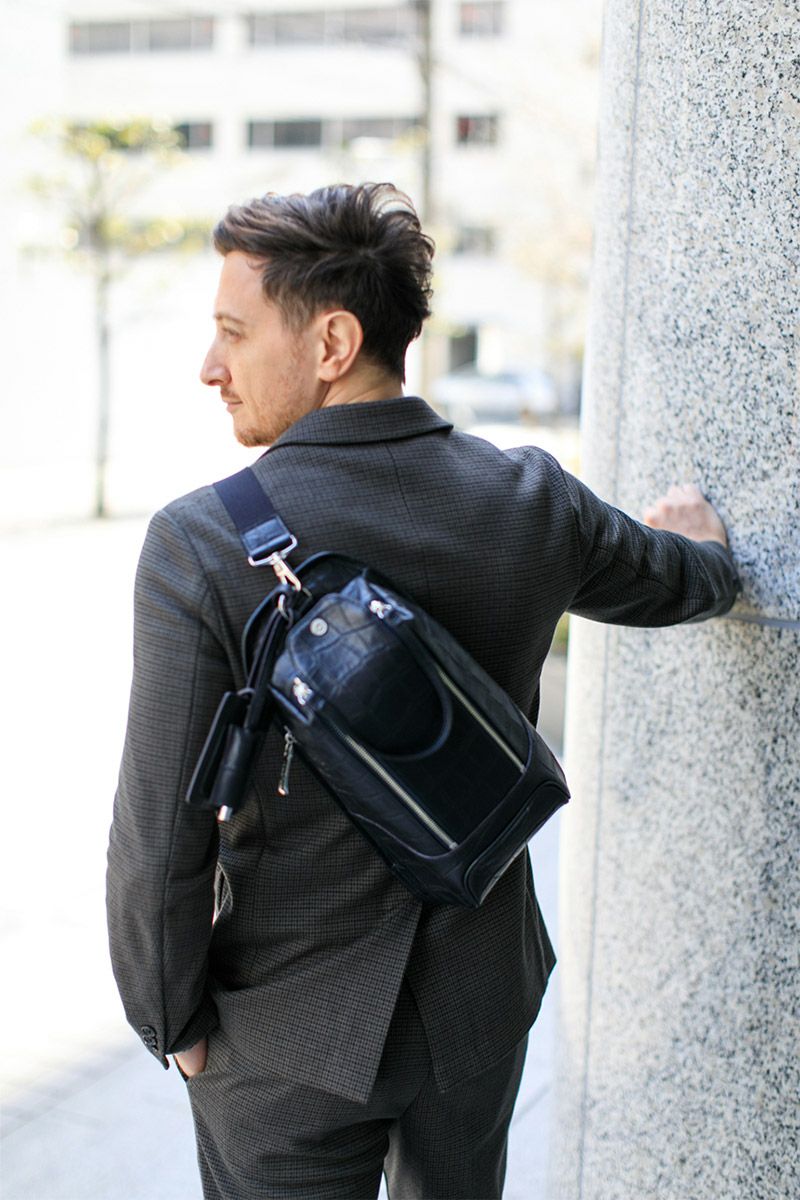 PELLE MORBIDA ペッレモルビダ Maiden Voyage メイデン ボヤージュ シュリンクレザー ショルダーバッグ PMO-MB032AELE