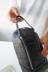 PELLE MORBIDA ペッレモルビダ Maiden Voyage メイデン ボヤージュ シュリンクレザー 縦型ショルダーバッグ PMO-MB051ELE