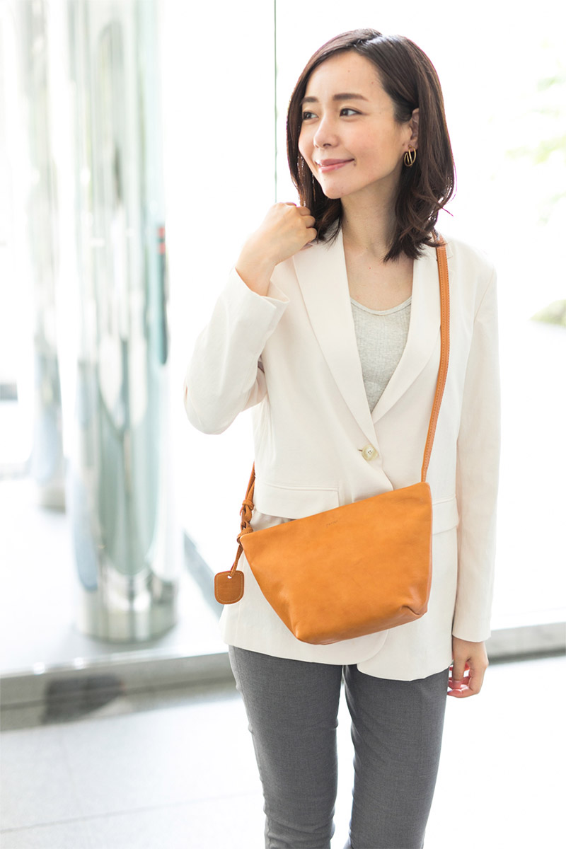 genten ゲンテン GOAT BASIC（ゴートベーシック） ミニショルダーバッグ 42410