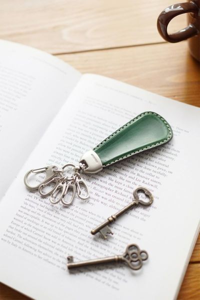 BEAU DESSIN S.A. ボーデッサン キーホルダー ブッテーロ 靴べら付き キーホルダー VT-SHOEHORN