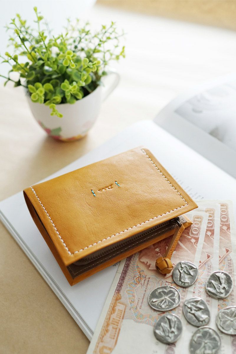 Dakota ダコタ ピアッタ 小銭入れ付き二つ折り財布 0031531