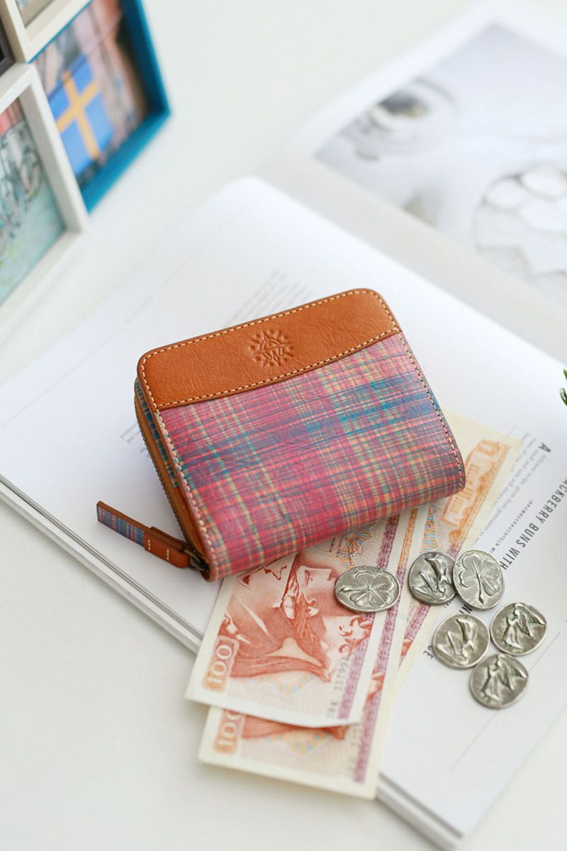 Dakota ダコタ アトリエ 小銭入れ付き二つ折り財布 0031570