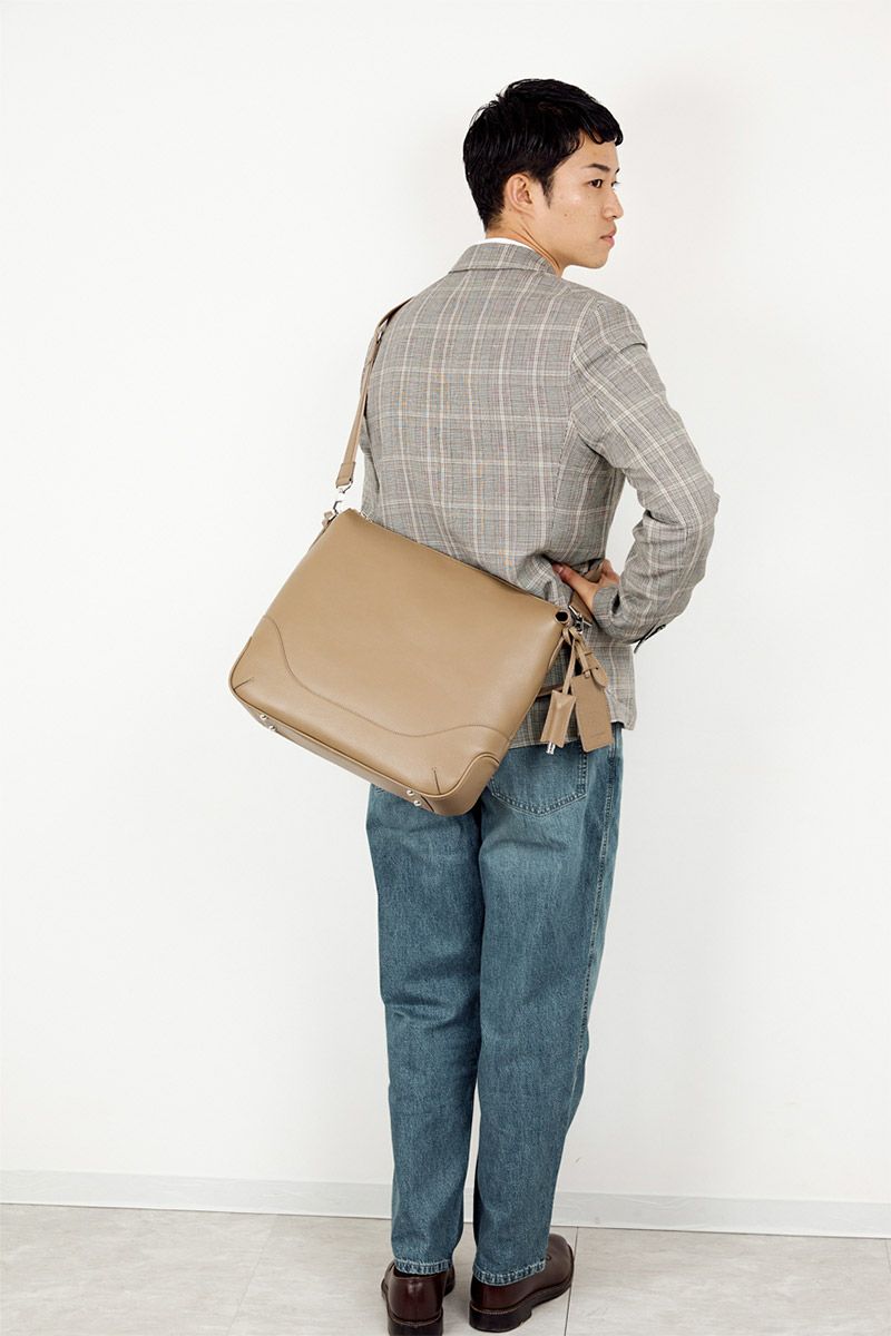 PELLE MORBIDA ペッレモルビダ Maiden Voyage メイデン ボヤージュ シュリンクレザー エディターズバッグ PMO-MB078