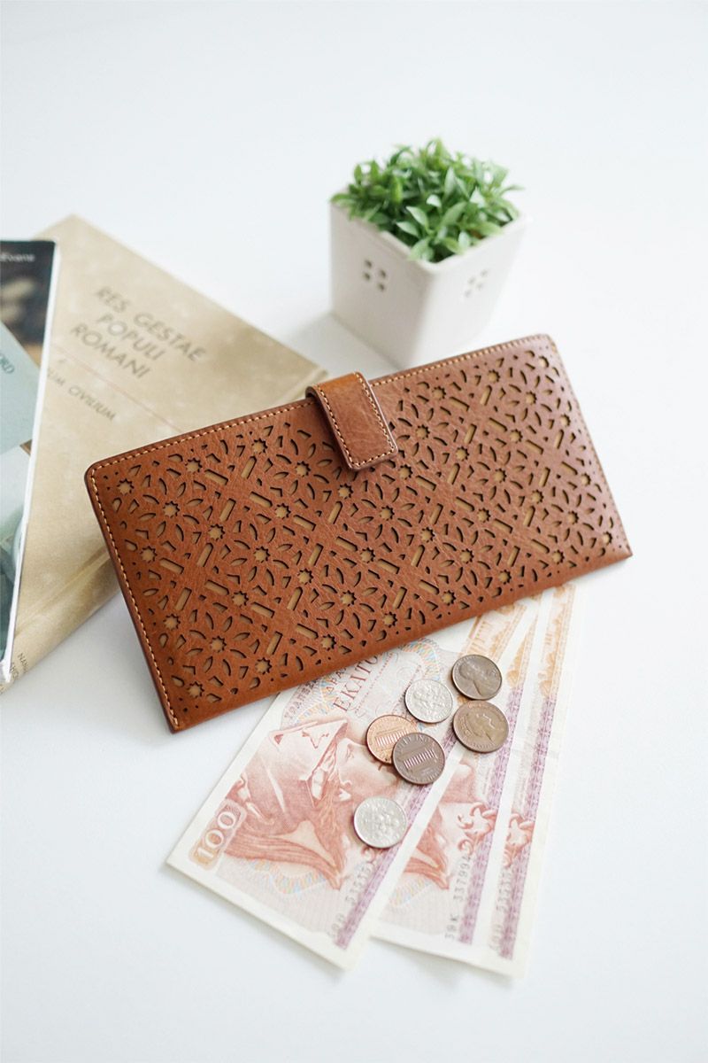 genten ゲンテン Dia cut work ダイヤカットワーク 薄型長財布 43986