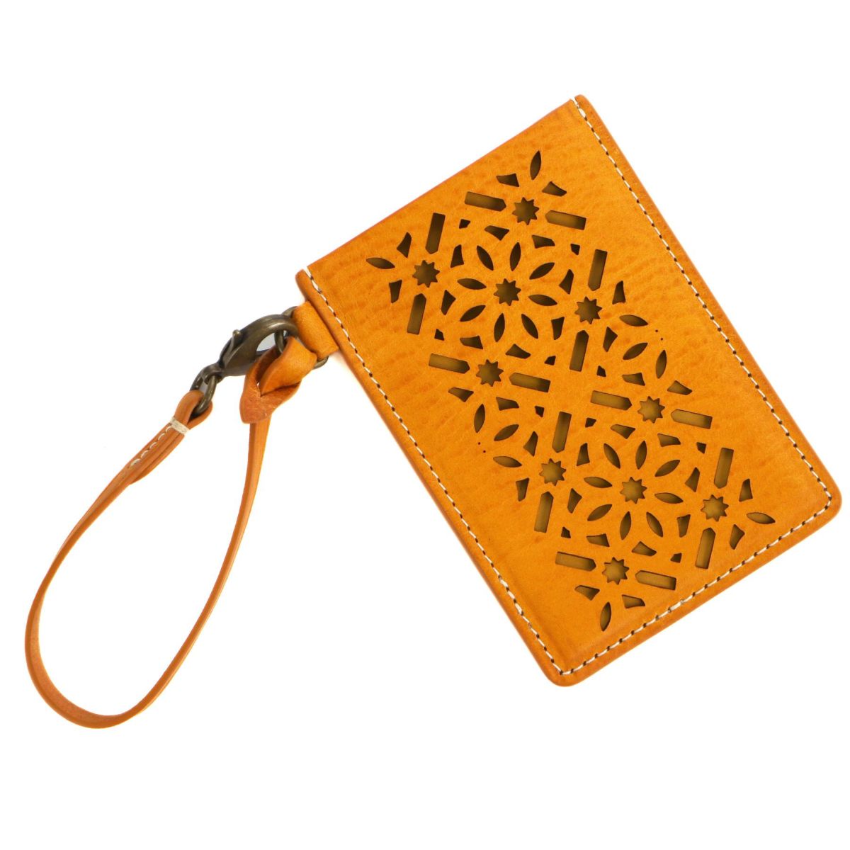 genten ゲンテン Dia cut work ダイヤカットワーク パスケース 43988