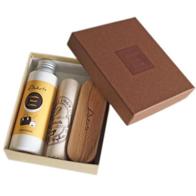 Dakota ダコタ Leather Care Kit レザーケアキット 1034730（レザーモイストローション＋馬毛ブラシ＋コットンクロス）