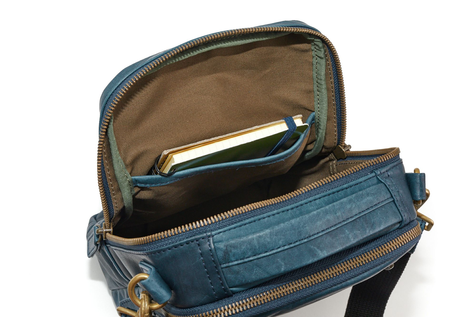 Dakota BLACK LABEL ダコタ ブラックレーベル ホーストlll 2WAYショルダーバッグ 1623808