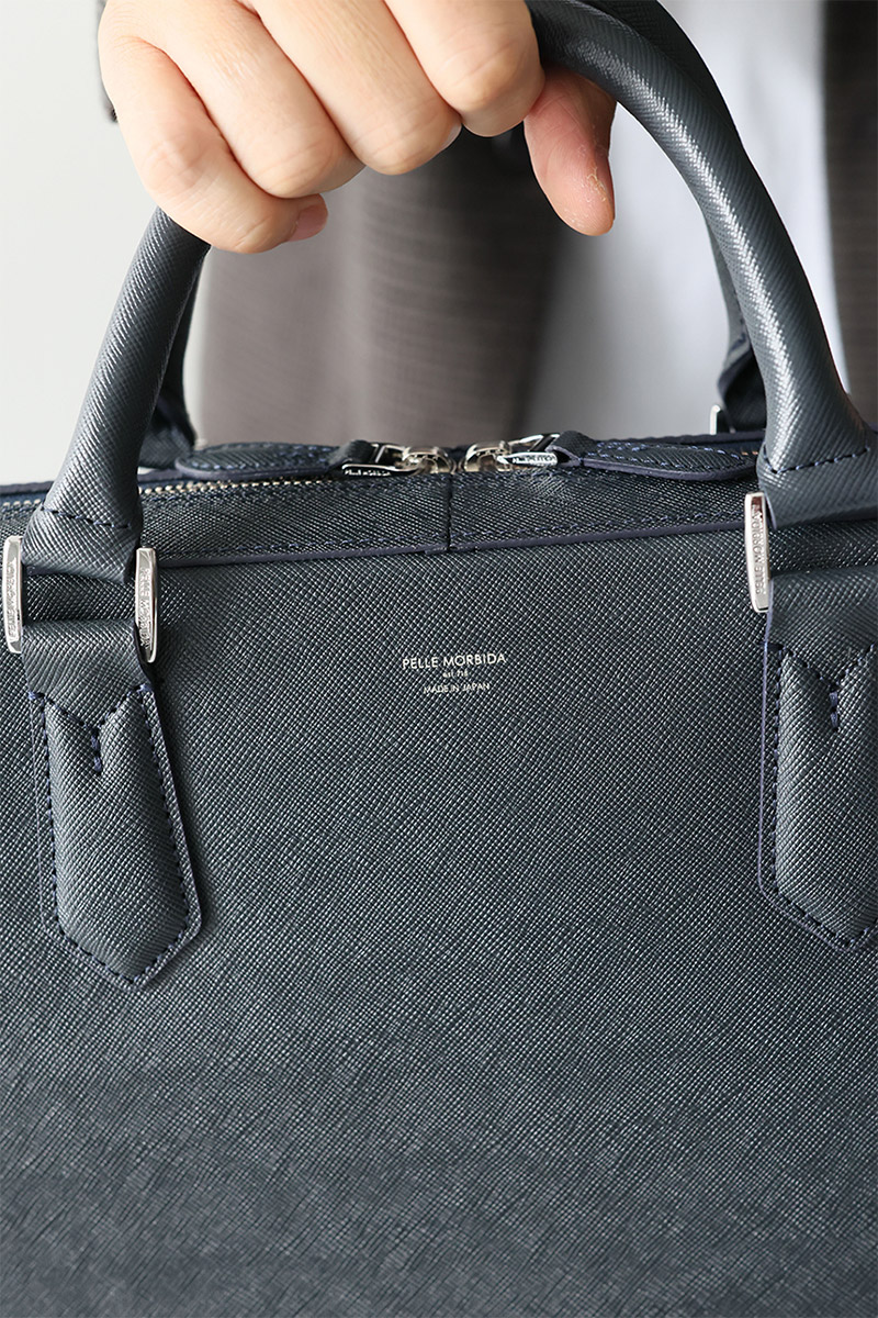 PELLE MORBIDA ペッレモルビダ Capitano キャピターノ エンボスレザー スリムブリーフバッグ PMO-CA018