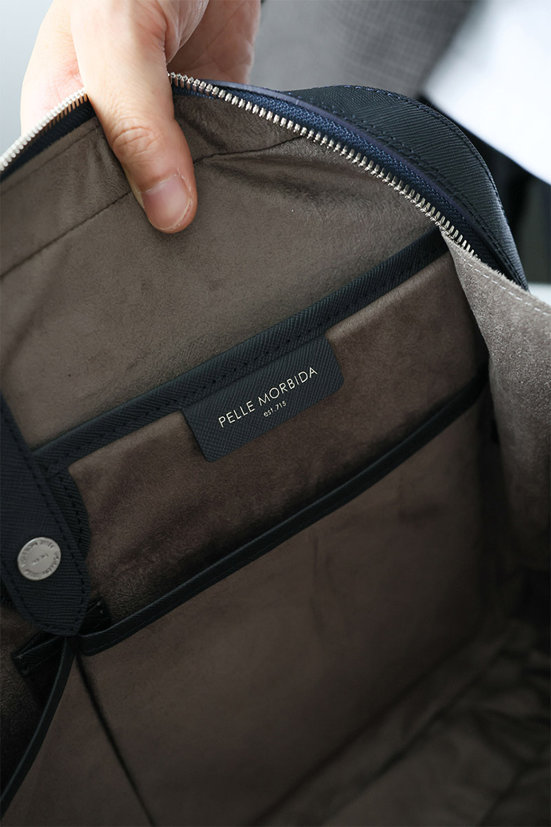 PELLE MORBIDA ペッレモルビダ Capitano キャピターノ エンボスレザー スリムブリーフバッグ PMO-CA018
