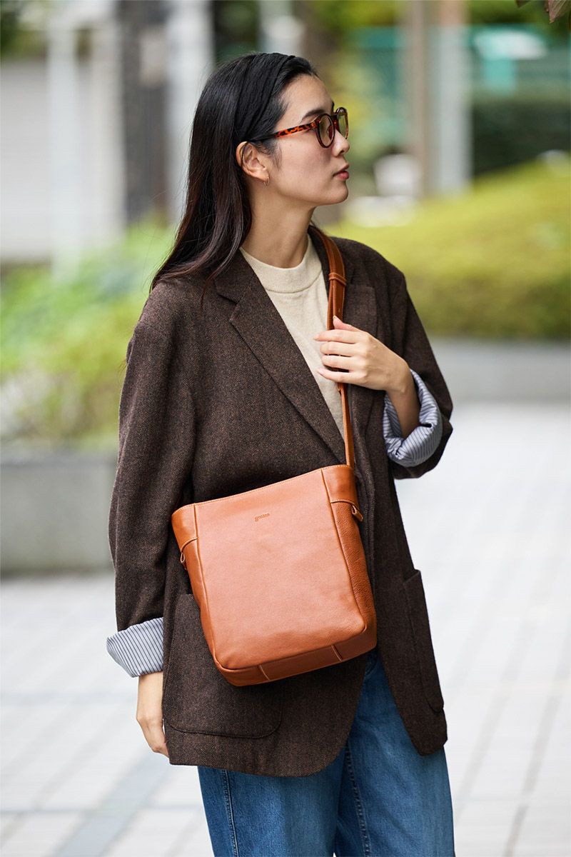 genten ゲンテン Equiplight エキップライト ショルダーバッグ 44538