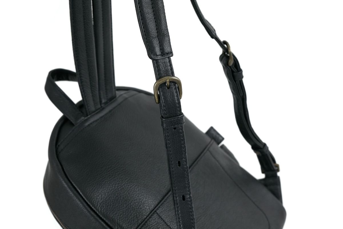 genten ゲンテン Equiplight エキップライト リュック 44536