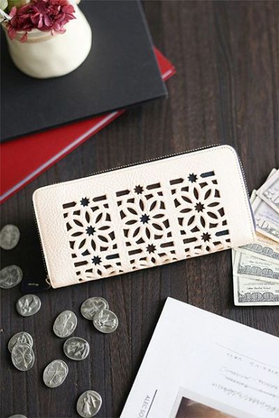 genten ゲンテン cut work カットワーク 小銭入れ付き長財布（ラウンドファスナー式 ） 49493(42191)