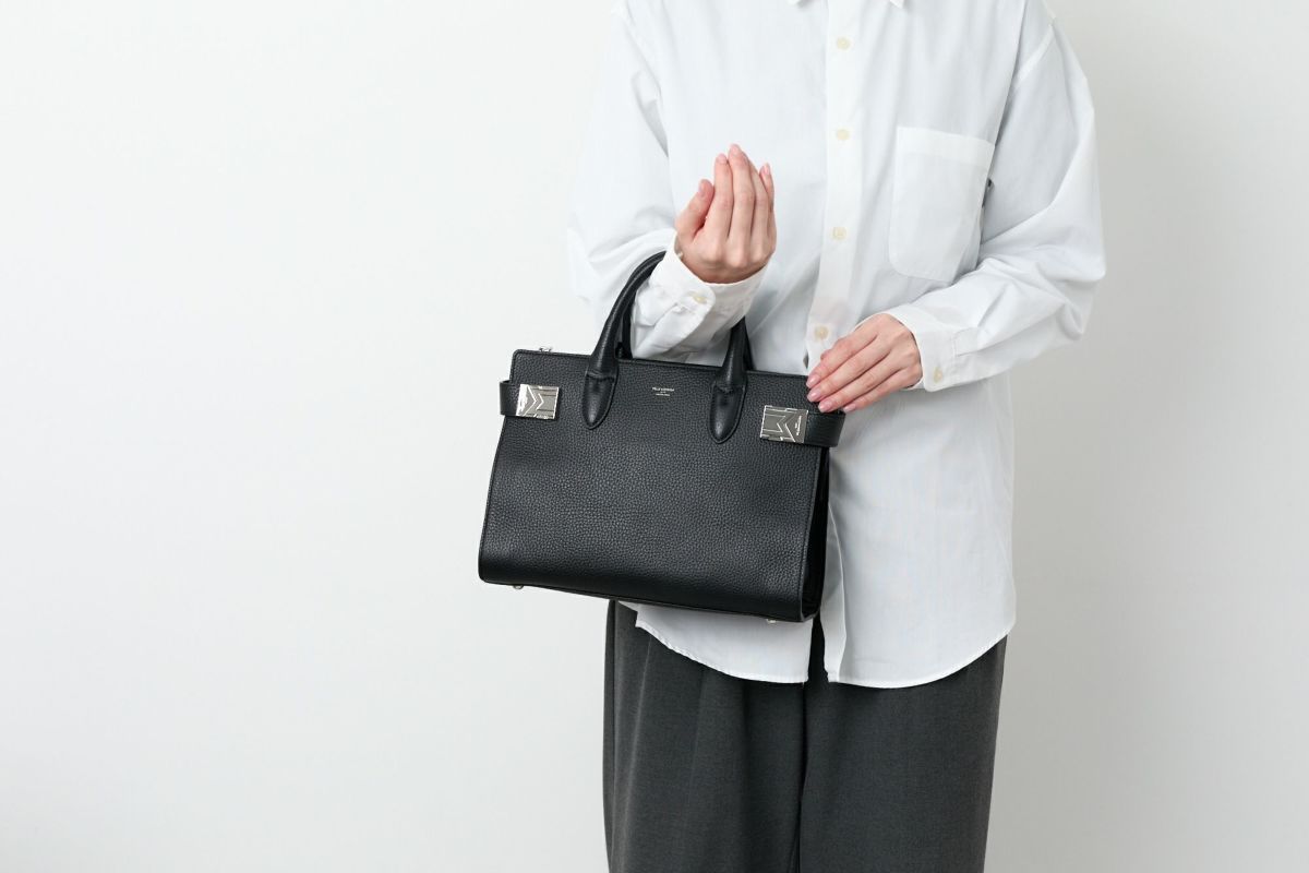 PELLE MORBIDA ペッレモルビダ Maiden Voyage メイデン ボヤージュ シュリンクレザー ミニトートバッグ PMO-MB084