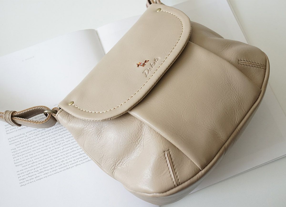 Dakota ダコタ トラッチャ ショルダーバッグ 1034791