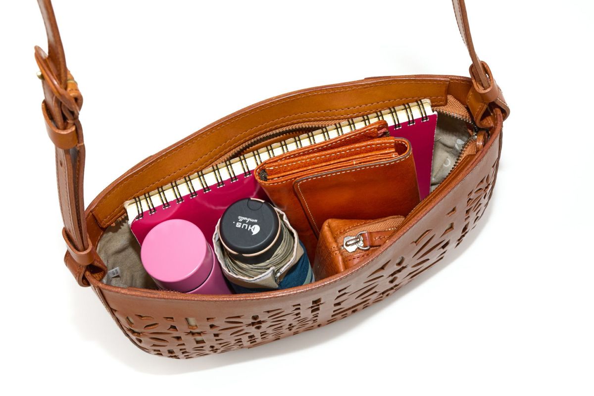 genten ゲンテン Sail Cut Work セイルカットワーク ショルダーバッグ 44587