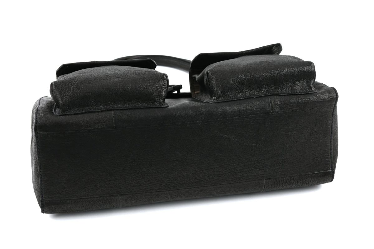 genten ゲンテン ゴートシュリンク かぶせ付きトートバッグ 44636