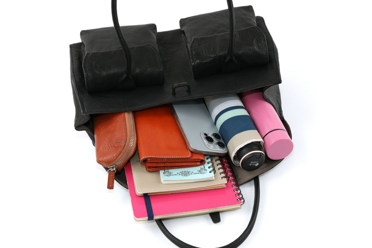 genten ゲンテン ゴートシュリンク かぶせ付きトートバッグ 44636