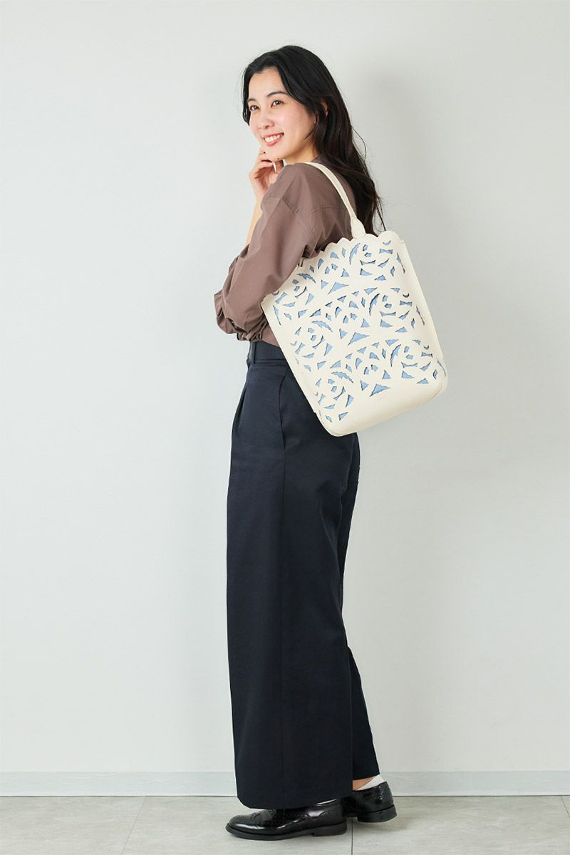 genten ゲンテン Garden cutwork ガーデンカットワーク トートバッグ 43950