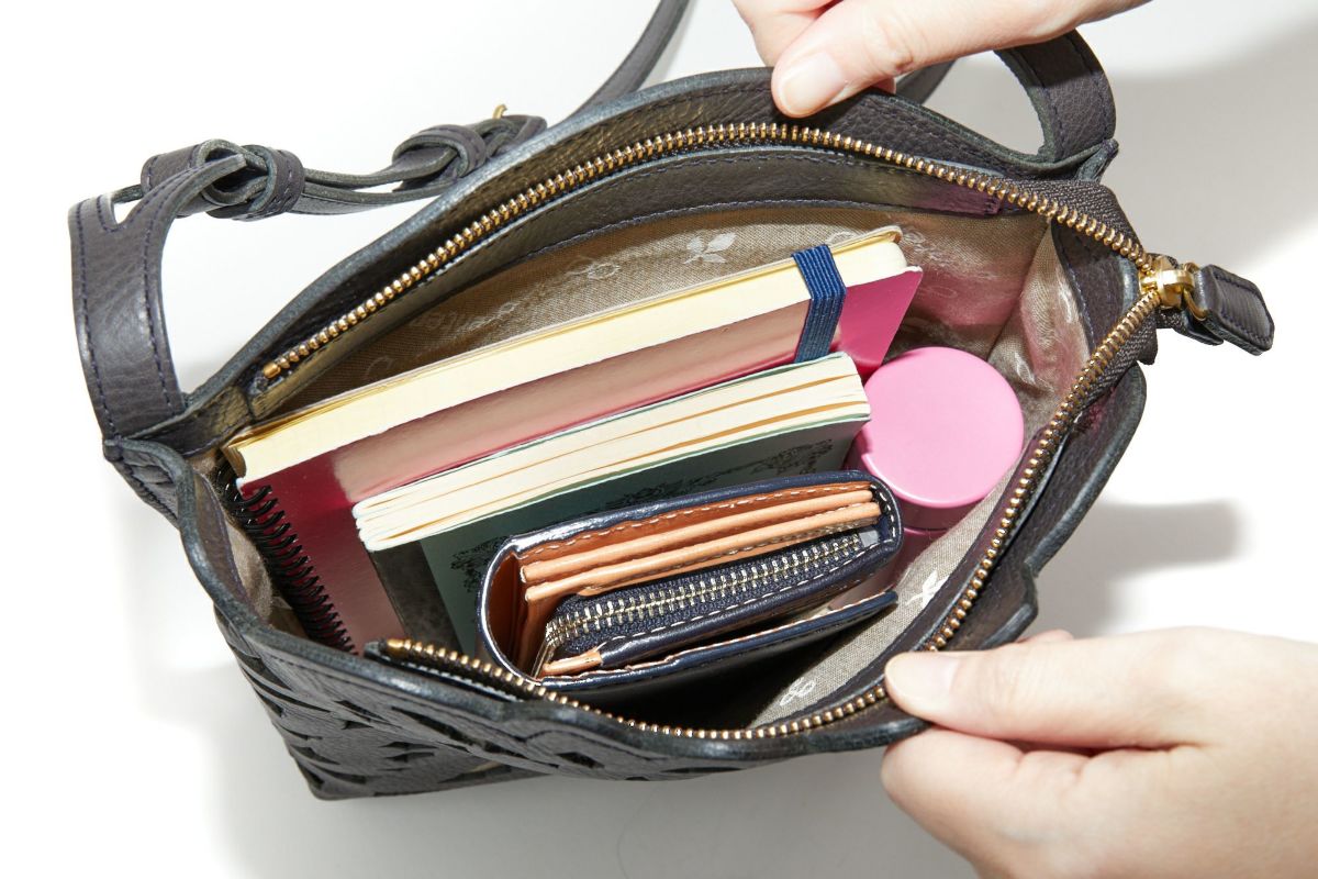 genten ゲンテン Garden cutwork ガーデンカットワーク ショルダーバッグ 43952