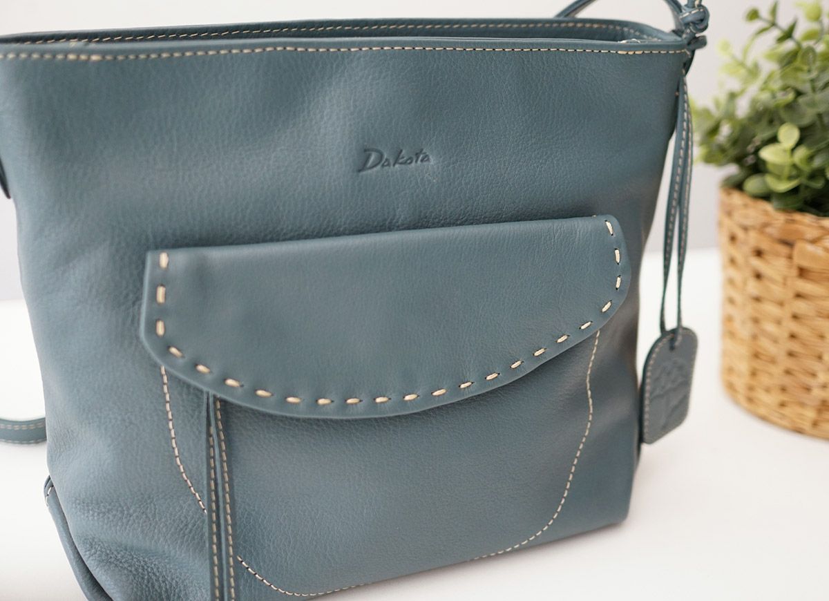 Dakota ダコタ シャーロットレイン ショルダーバッグ 1034643