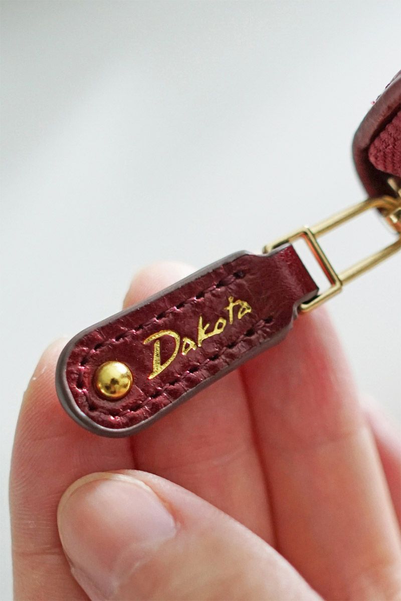 Dakota ダコタ クーポラ 小銭入れ付き長財布（ラウンドファスナー式 ） 0031723