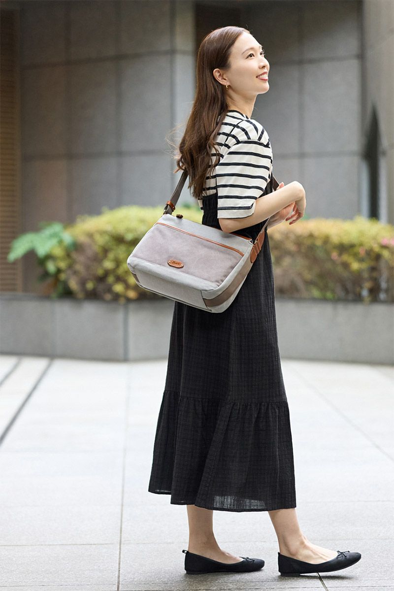 Dakota ダコタ ワールズ ショルダーバッグ 1531671