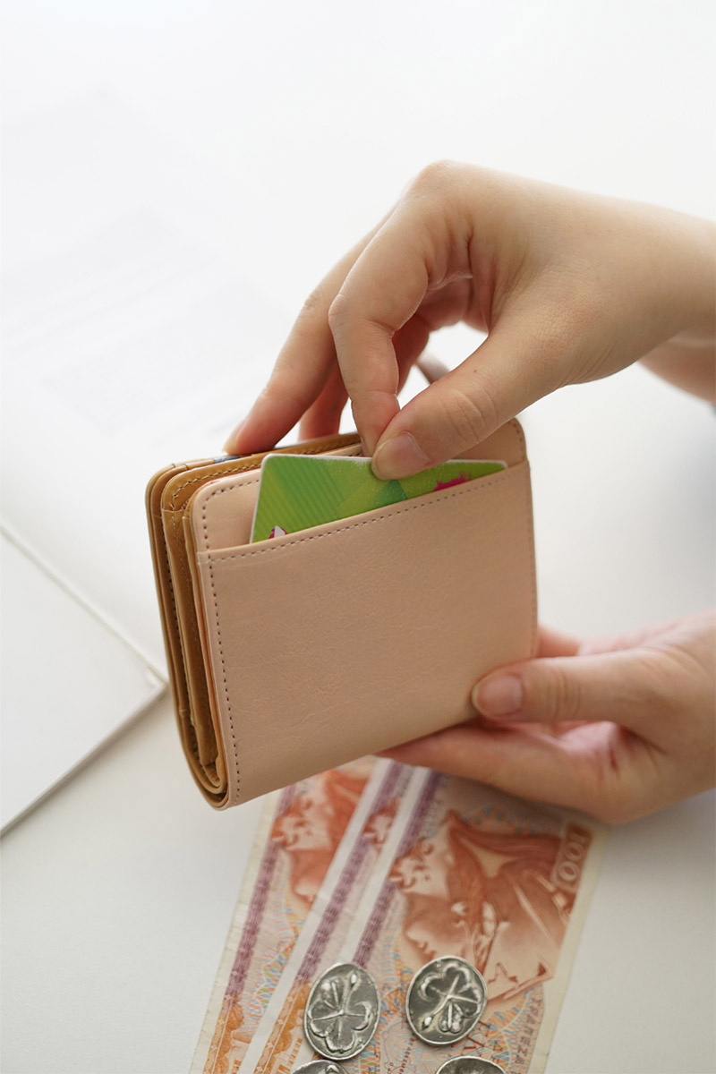genten ゲンテン Pia ピア 小銭入れ付き二つ折り財布 44646