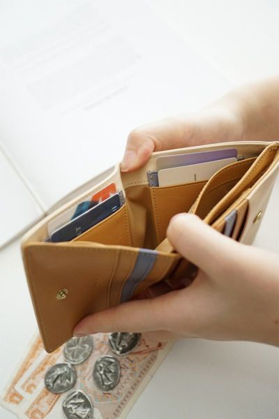 genten ゲンテン Pia ピア 小銭入れ付き二つ折り財布 44647