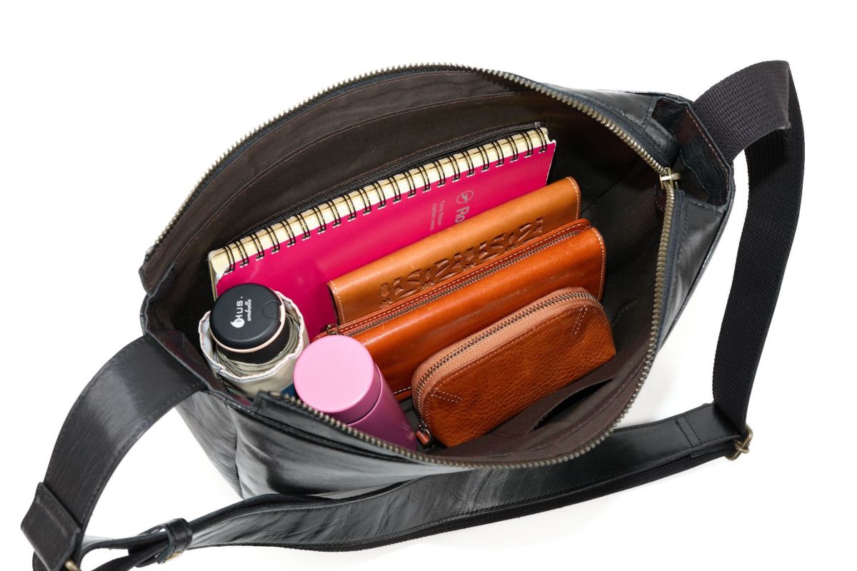 Dakota BLACK LABEL ダコタ ブラックレーベル インセンス ショルダーバッグ M 1624201