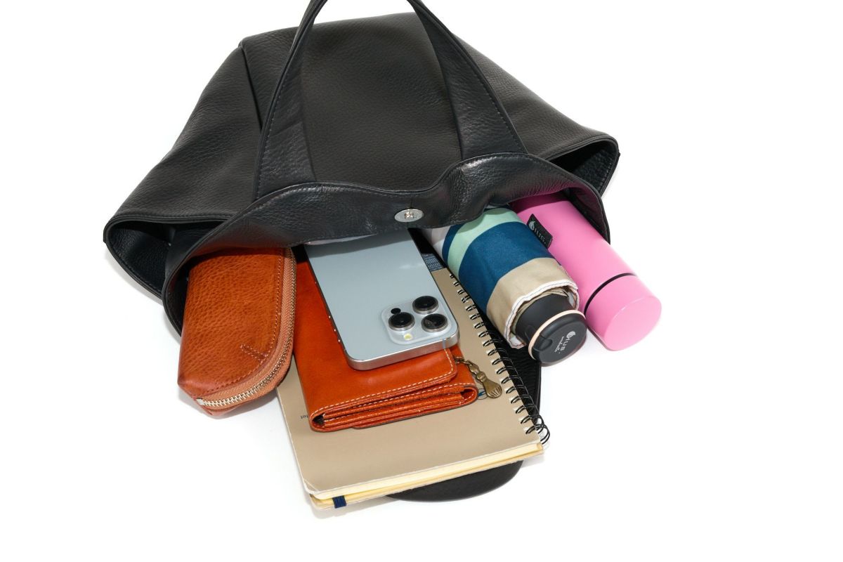 VIA DOAN ヴィア ドアン Zilda ジルダ 手さげバッグ 7758