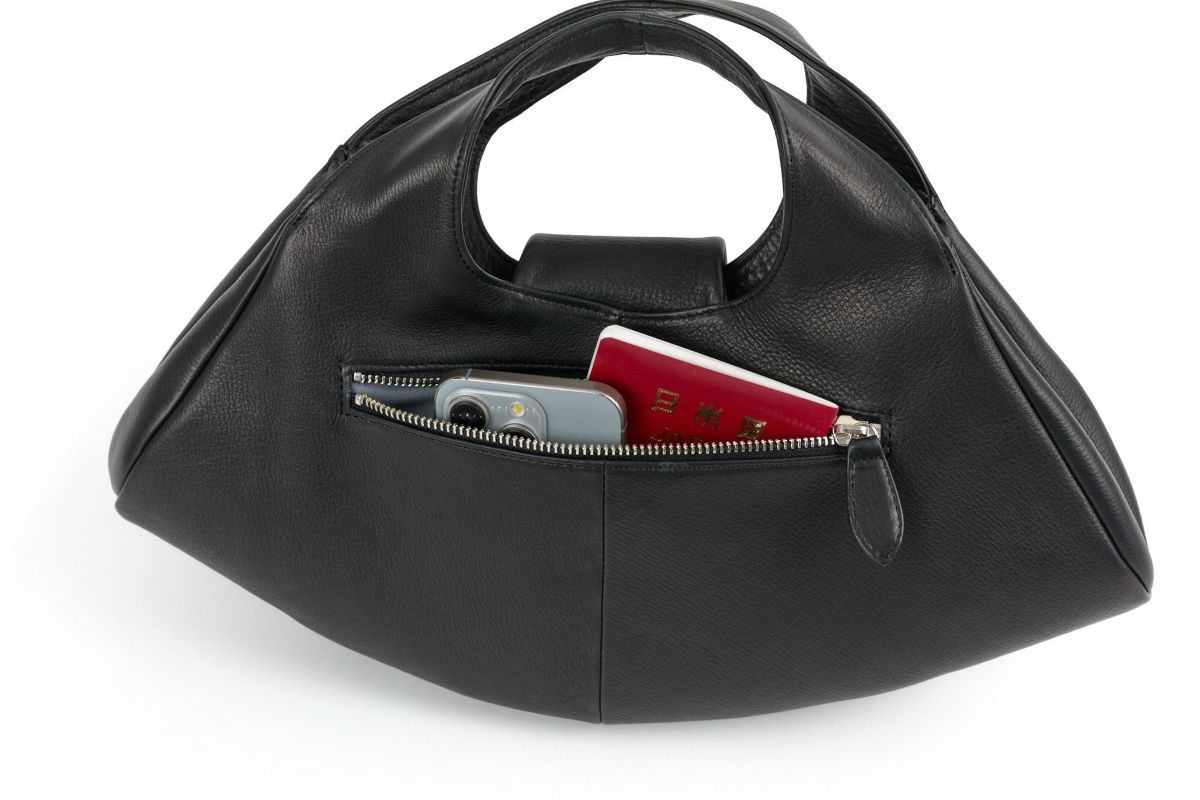 VIA DOAN ヴィア ドアン Zilda ジルダ 扇形手さげバッグ 7769