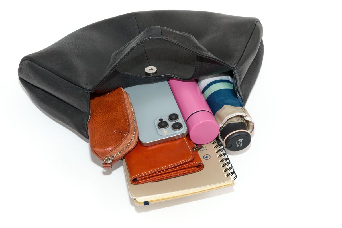 VIA DOAN ヴィア ドアン Zilda ジルダ 扇形手さげバッグ 7769