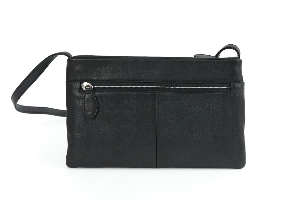 VIA DOAN ヴィア ドアン Zilda ジルダ 薄型ショルダーバッグ 7786