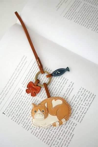 genten ゲンテン WAKU WAKU Charm ワクワクチャーム ハチワレ 40862