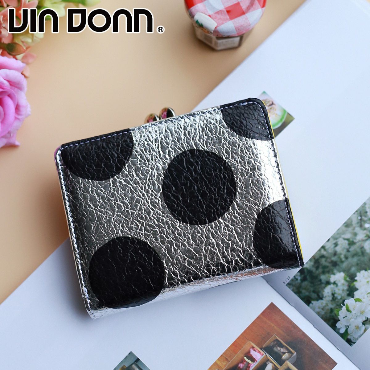VIA DOAN ヴィア ドアン Roco ロコ 小銭入れ付き二つ折り財布 562