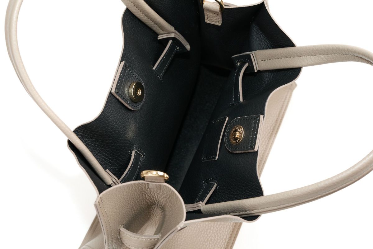 VIOLAd'ORO ヴィオラドーロ TRERO トレロ WフェイストートバッグM V-1496