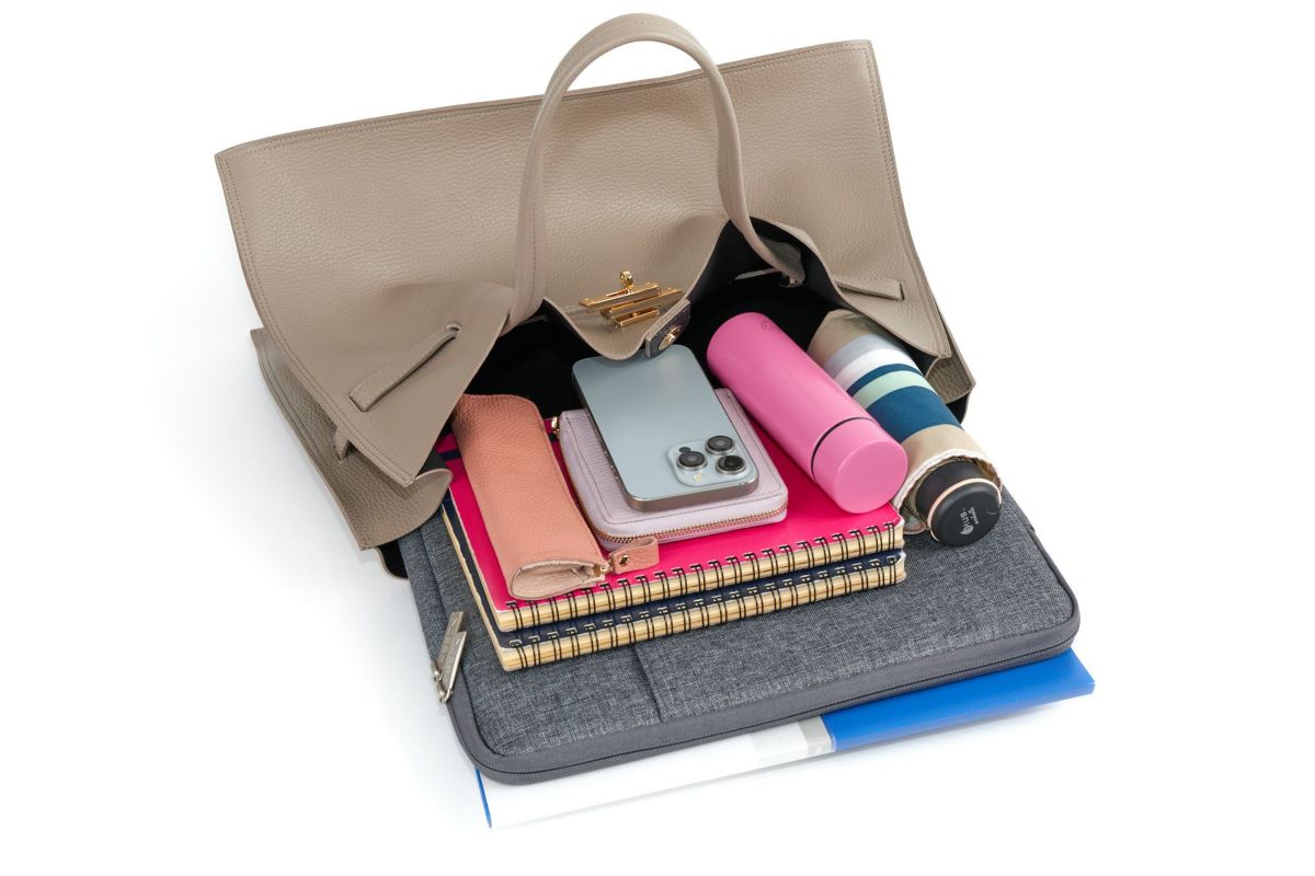 VIOLAd'ORO ヴィオラドーロ TRERO トレロ WフェイストートバッグL V-1497