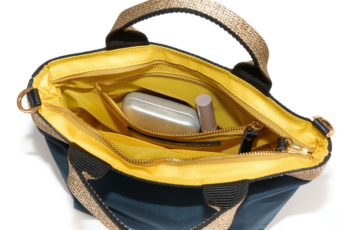 VIOLAd'ORO ヴィオラドーロ GINO ジーノ ナイロン×ゴールドテープトートバッグS V-2036