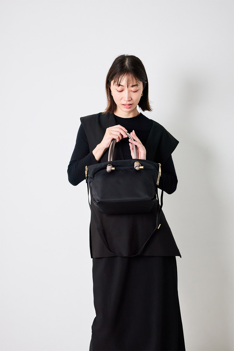 VIOLAd'ORO ヴィオラドーロ BIANCA ビアンカ ノットハンドルトートバッグS V-2174